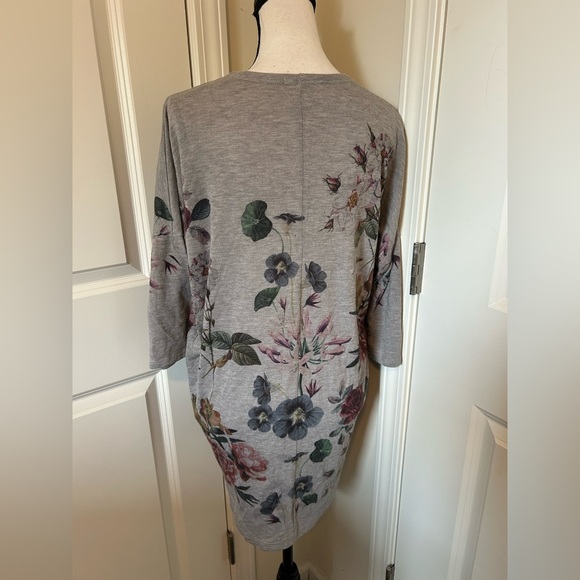 Floral Gray open Cardigan Sweater - Picture 4 of 5